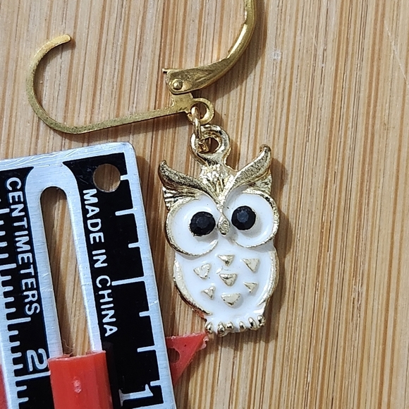 Hand Crafted Gold and White Owl Earrings Pierced Lever Back Enamel - Picture 5 of 7